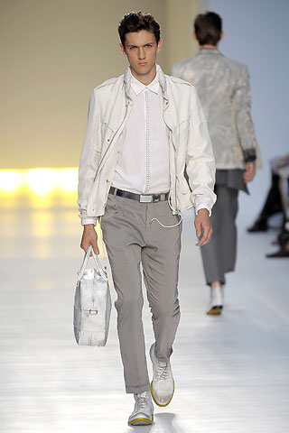 Costume National / - 2009